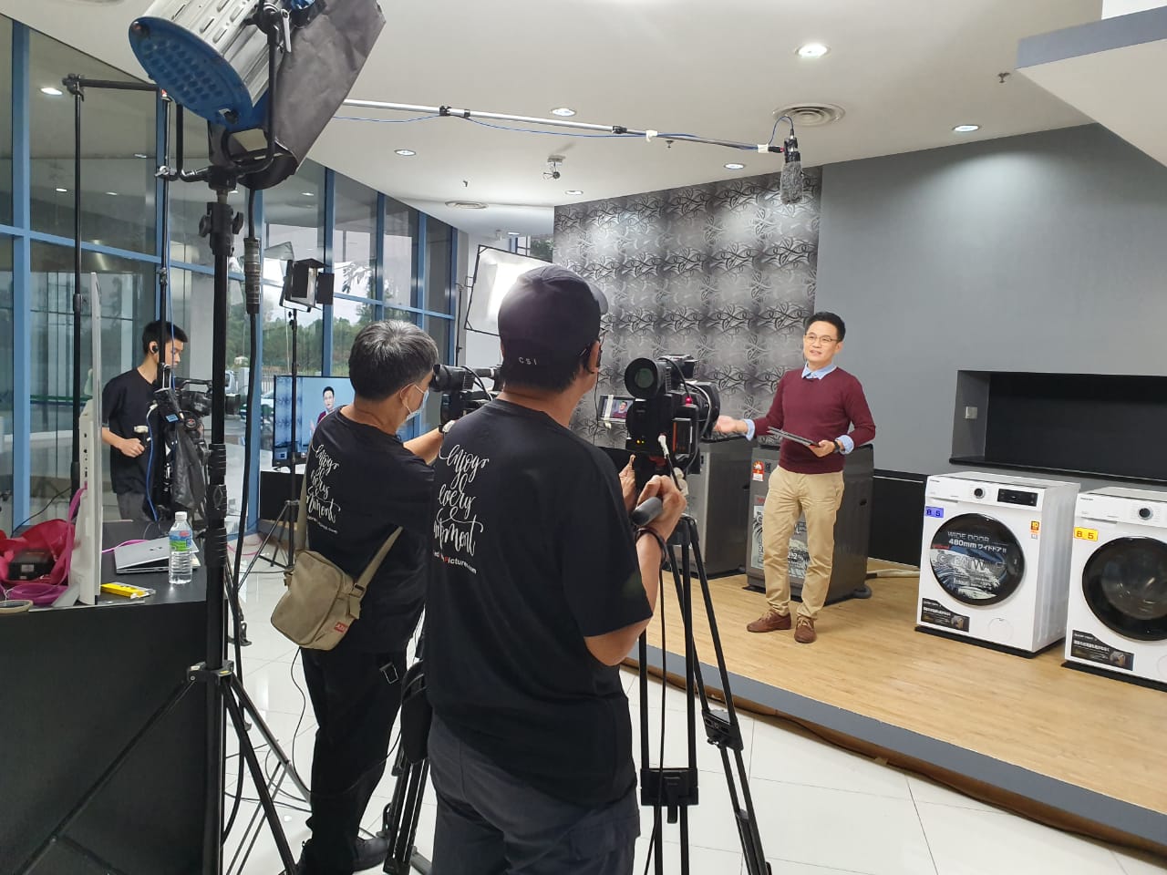 Toshiba B to B Live Streaming